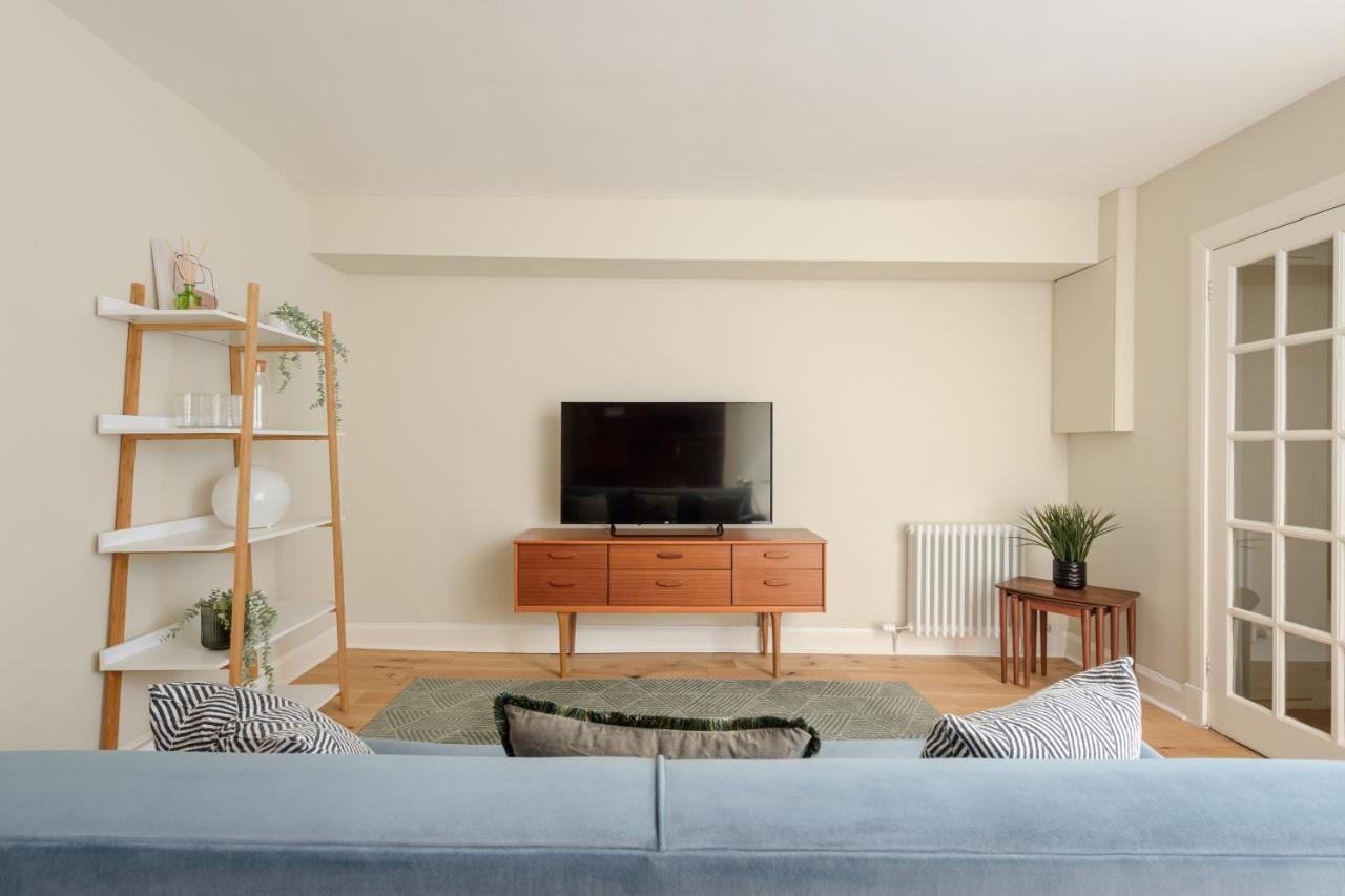 The Broughton St. Apartment Edimburgo Esterno foto