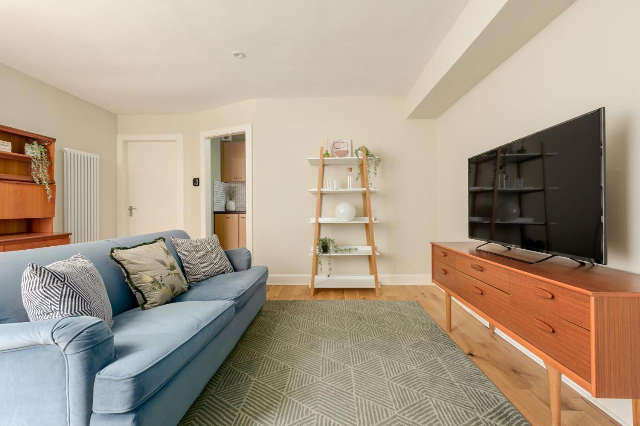 The Broughton St. Apartment Edimburgo Esterno foto